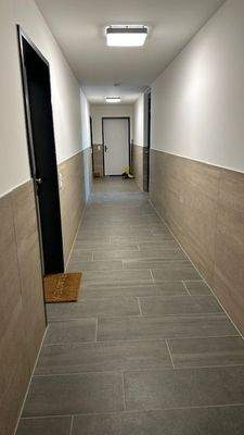 Ein weiterer Blick in den Hausflur