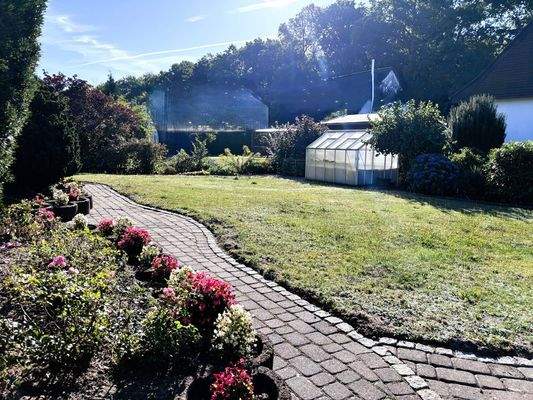 Garten/ Gewächshaus