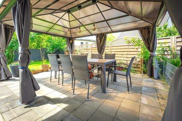 Gepflasterter Pavillion