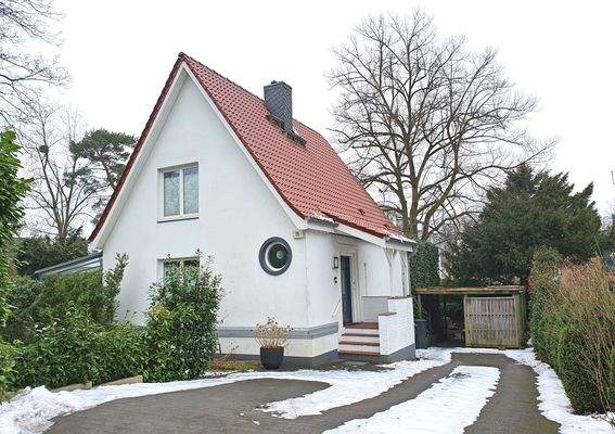 Baugrundstück mit Bestandsgebäude