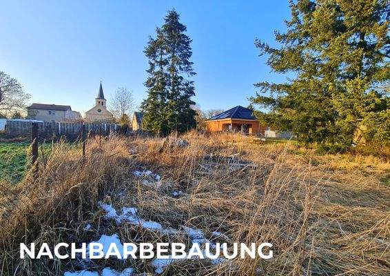 Blick zum Nachbargrundstück