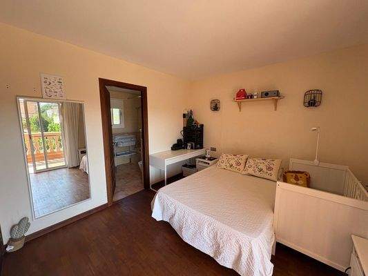 060fefbc-aeb6-4833-b8d9-842d040a578c