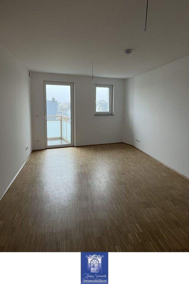 Charmante Neubauwohnung im Erstbezug mit Balkon, EBK und Fußbodenheizung! Lift! - Photo 1
