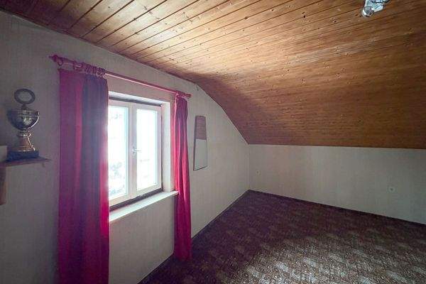 Zimmer (Dachgeschoss)