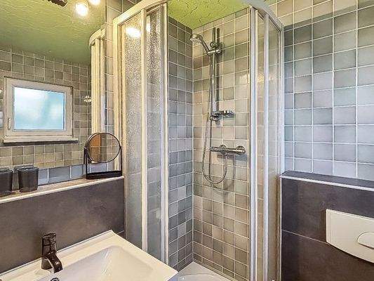 Bad Einliegerwohnung