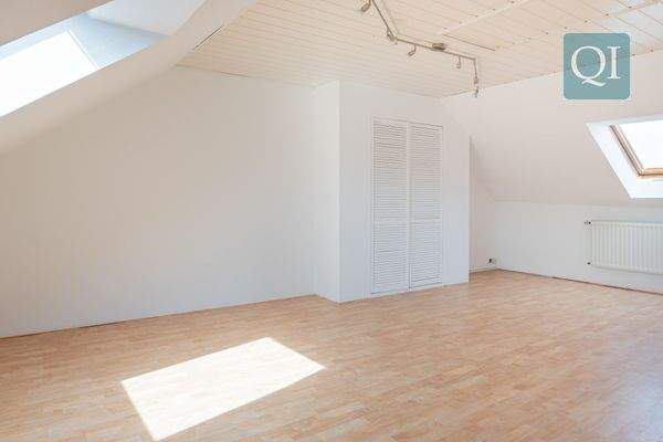 QI-6882 Schlafzimmer 3 DG