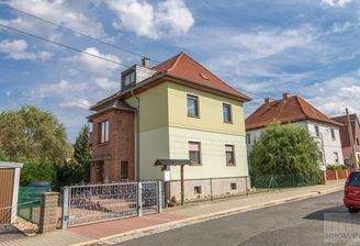 Außenansicht Straßenseite