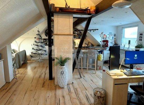 Krebsaueler Str. 11 Dachstudio Wohnung 2