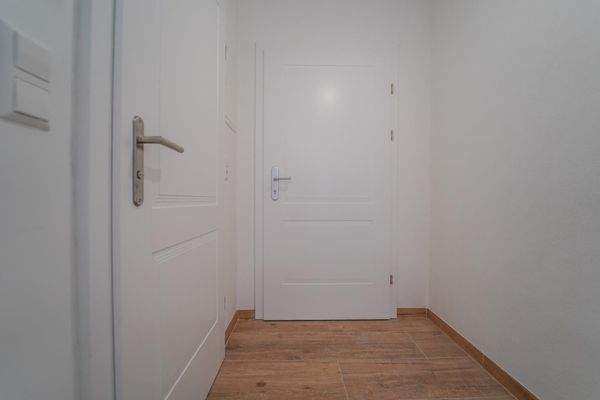 Vorraum - Hinteransicht