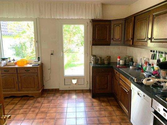 Ansicht Küche mit Ausgang zur Terrasse