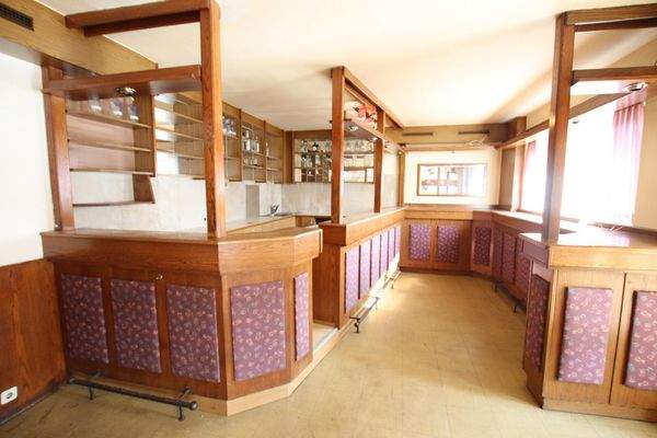 Wohn- und Geschäftshaus in Keutschach-Höflein mit 1.892m² Grundstück und 3 XXL-Garagen Nähe Rauschelesee mit vielen Verwendungsmöglichkeiten!