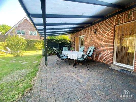 überdachte Terrasse