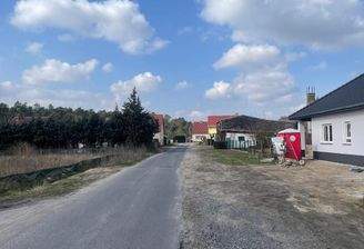 Grundstück_L_Zufahrt.jfif