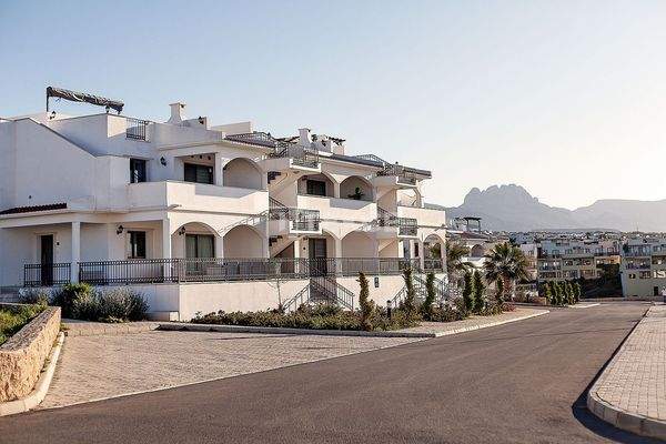Apartments in a Complex with Rich Amenities in Esentepe Girne