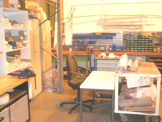 Montagearbeitsplatz in der Halle