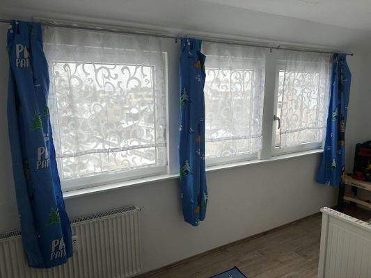 Kinderzimmer 1 Dachgeschoss 3