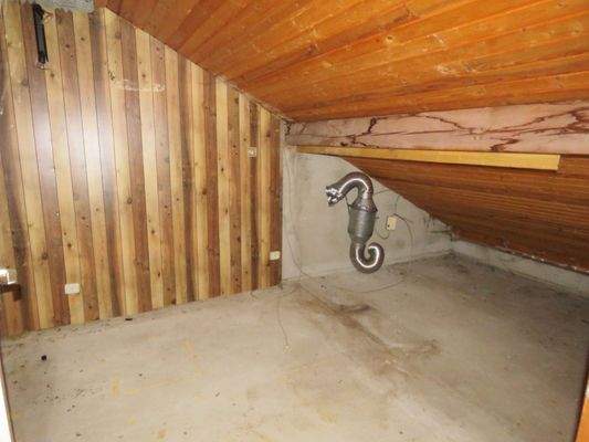weiterer Raum über der Garage 