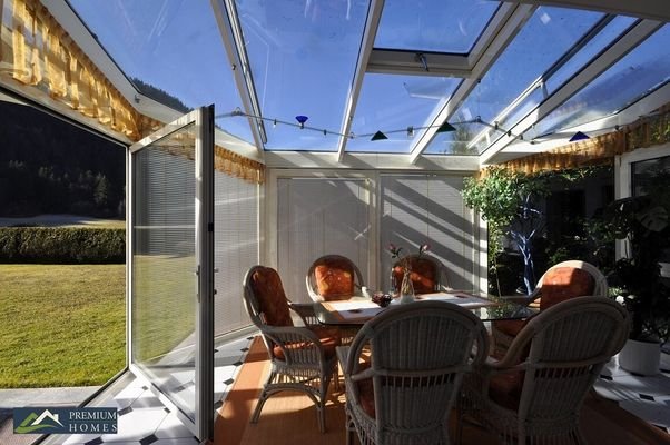 KUNDL - Einfamilienhaus - Wintergarten mit Front-Beschattung