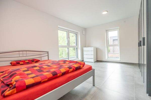 Ein Maximum an Glas lädt das Licht in die Räume ein