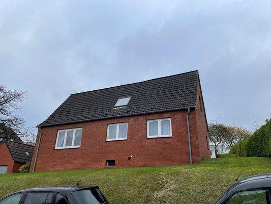 Haus (Straßen Ansicht)