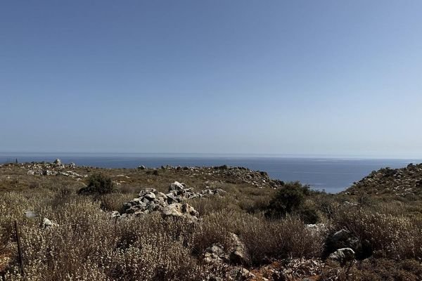 Kreta, Kokkino Chorio: Spektakuläres 80.000 m² großes Grundstück mit Meerblick auf Kreta zum Verkauf