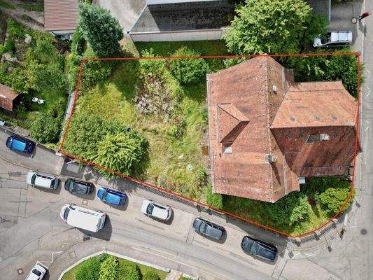 Gesamtansicht des Grundstücks