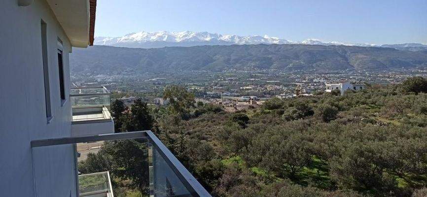 Kreta, Vlites: Modernes Apartment in der Nähe des Zentrums von Chania zu verkaufen