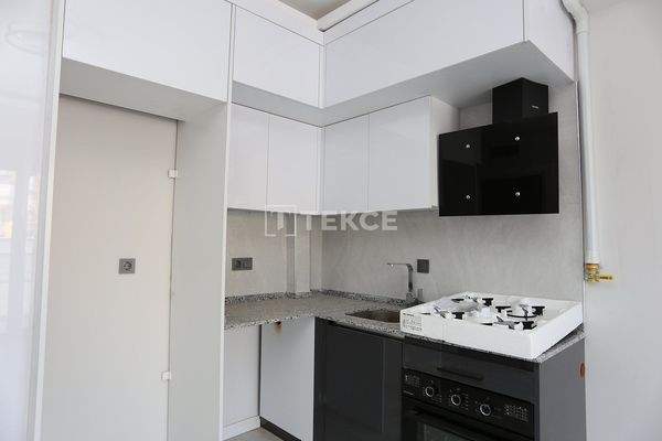 Apartments in a Complex with Indoor Parking in Antalya Muratpaşa