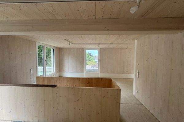 lasierte Holzwände!