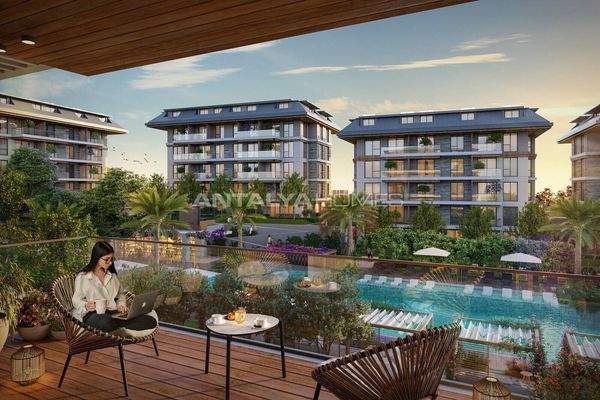 Flats in a Complex with Rich Amenities in Oba Alanya