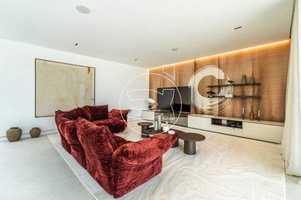 Exquisite Neue Villa