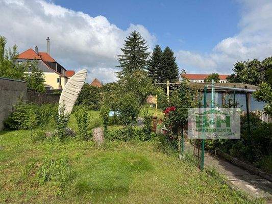 Garten idyllisch.jpg