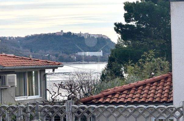 Ruhige Lage, nur 100 m vom Strand entfernt