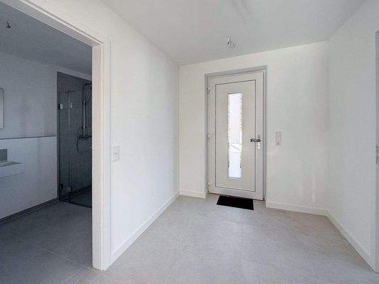 12. Eingangsbereich.jpg