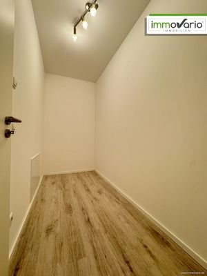 Ankleidezimmer OG