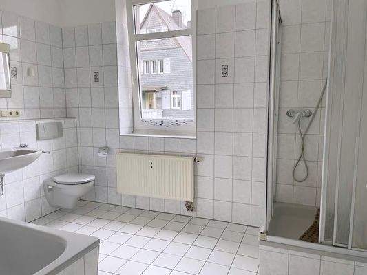 Badezimmer Ansicht 1