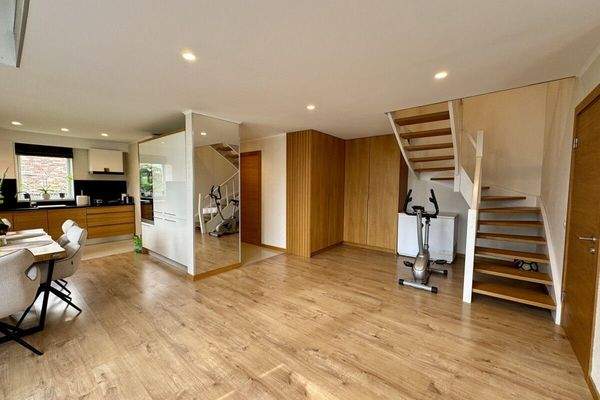 Wohnzimmer : Treppenaufgang