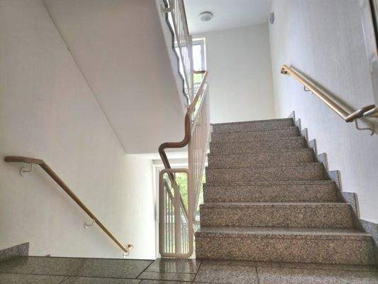 Das helle Treppenhaus