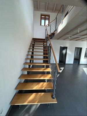 Treppenaufgang zum OG