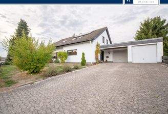Einfamilienhaus mit Garage in Nannhausen