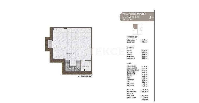 Nature and City View Villas in a Complex in İstanbul
