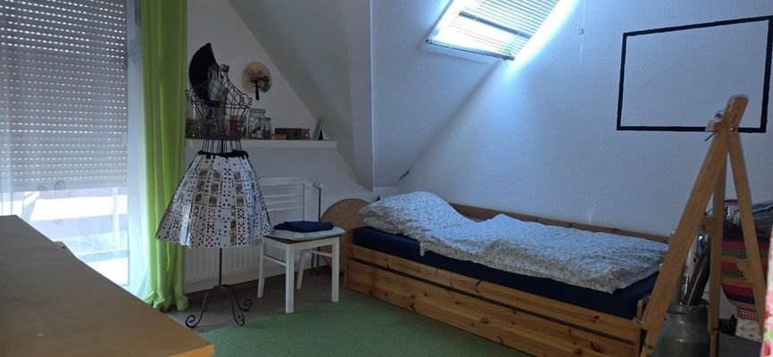 Schlafzimmer 12 OG