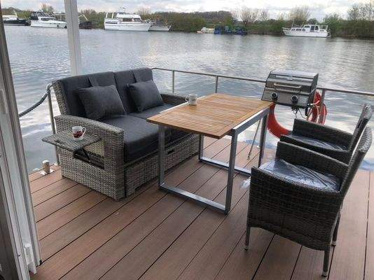 Eine Terrasse zum dinieren