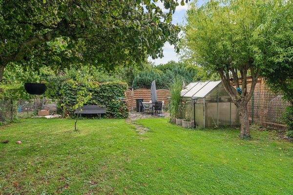 Terrasse am Grundstücksende