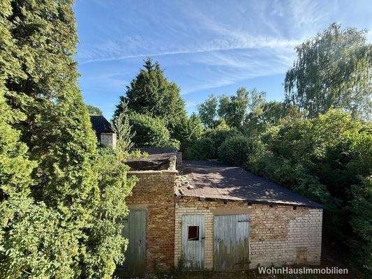 Blick auf das Nebengebäude