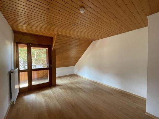 Kinder-/Arbeitszimmer DG