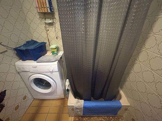 Badezimmer Ansicht 2