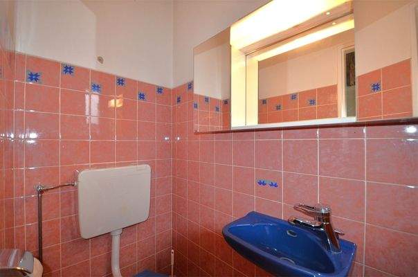 Gäste-WC 2