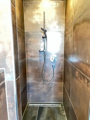 Dusche DG