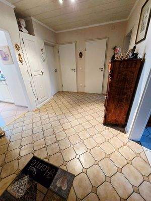 Flur, vom Flur aus kommen Sie in alle Zimmer